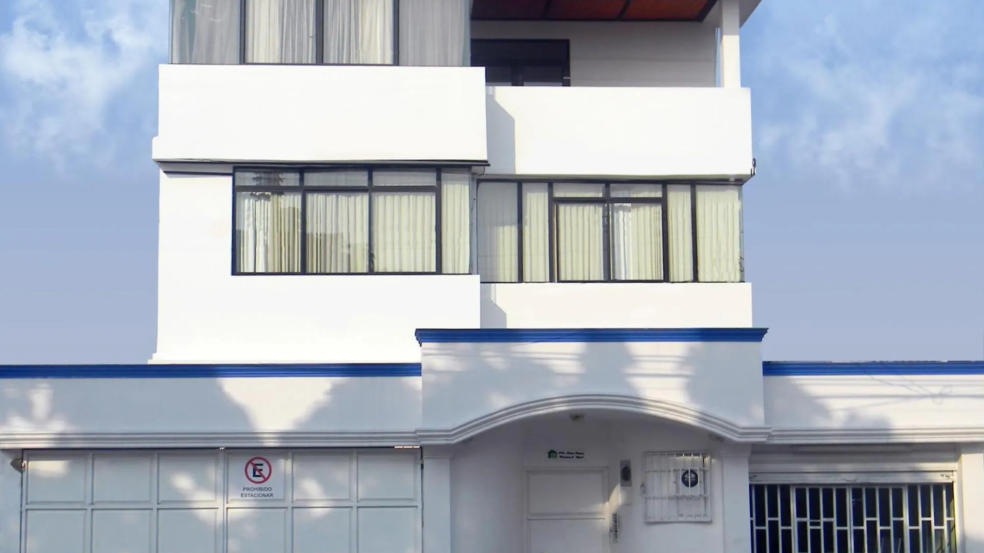 Hoteles En Guayaquil - Suites Guayaquil Cerca Del Aeropuerto 2*,  Ekvádor