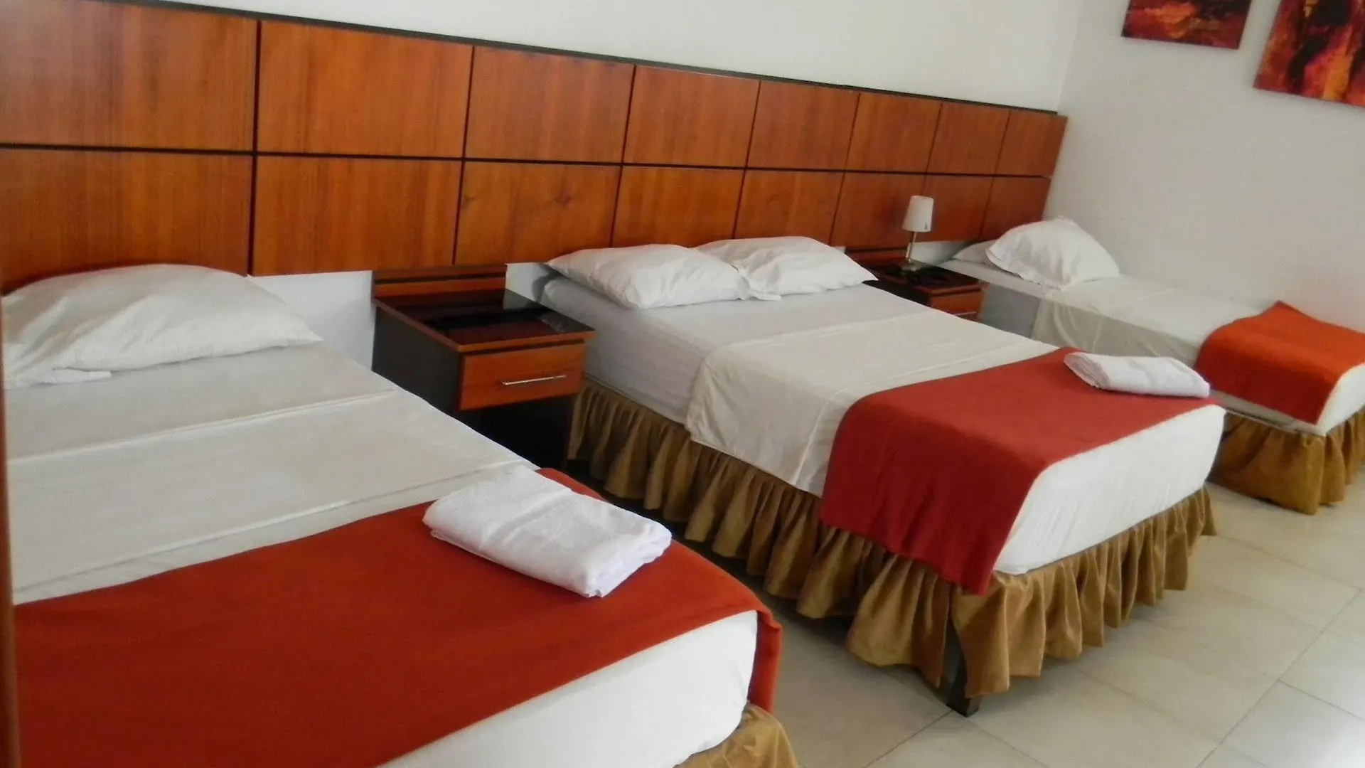 Hoteles En Guayaquil - Suites Guayaquil Cerca Del Aeropuerto