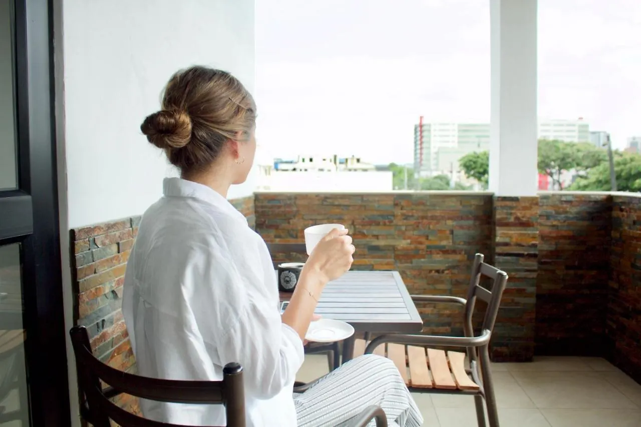 Hoteles En Guayaquil - Suites Guayaquil Cerca Del Aeropuerto