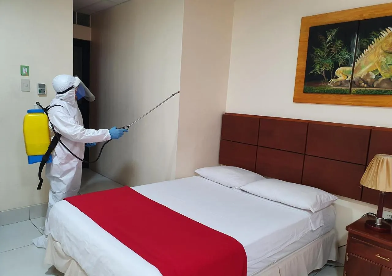 Hoteles En Guayaquil - Suites Guayaquil Cerca Del Aeropuerto 2*,  Ecuador